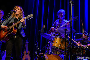 hidden xmas deluxe & marisa yeaman - thiemeloods