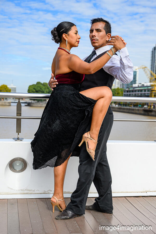 tango in buenos aires - april 2025